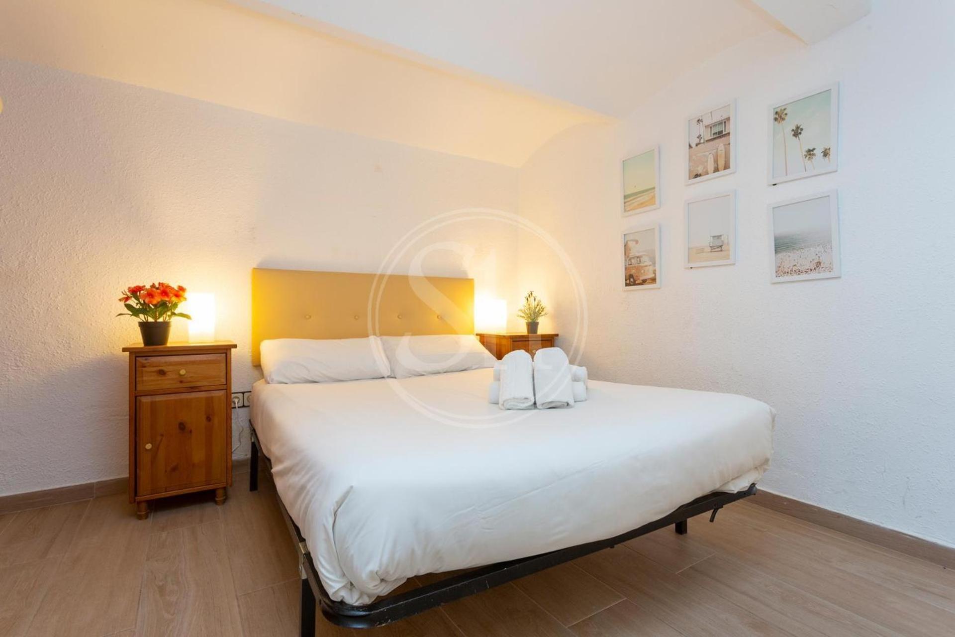 Practico Apartamento Cerca De Estacion De Sants Barcelona Luaran gambar